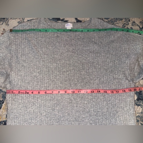 NWT Stars Above Womens Gray Long Sleeve Knit Sweater Size Small - Picture 7 of 8